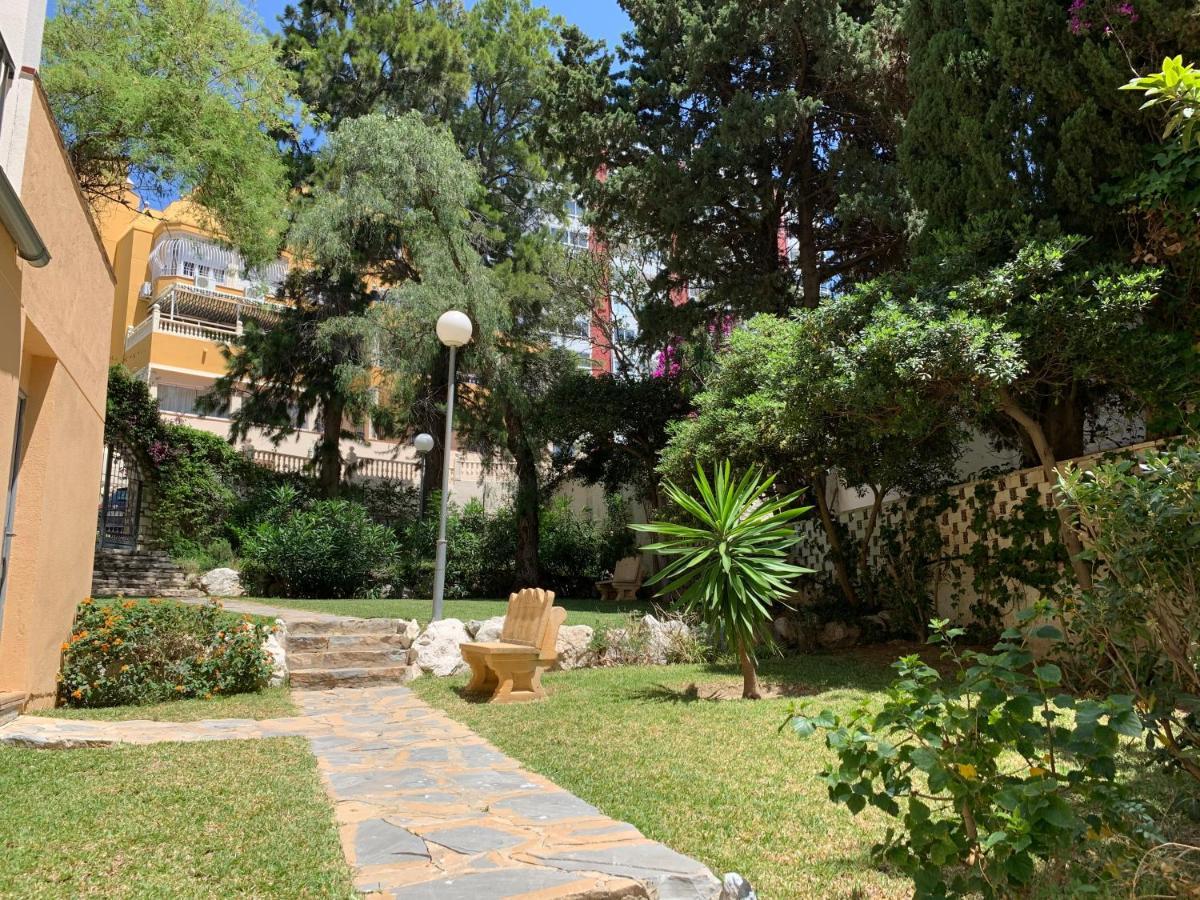 Апартаменты Tulipanes Benalmadena - Parking Privado Экстерьер фото